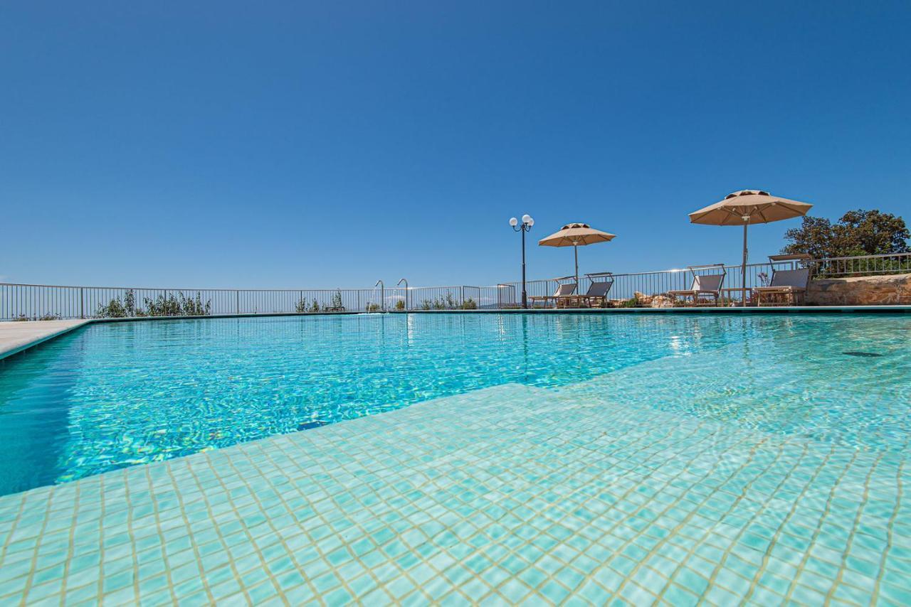 Castello Bonaria Wine & Spa Resort Campiglia Marittima Exterior photo
